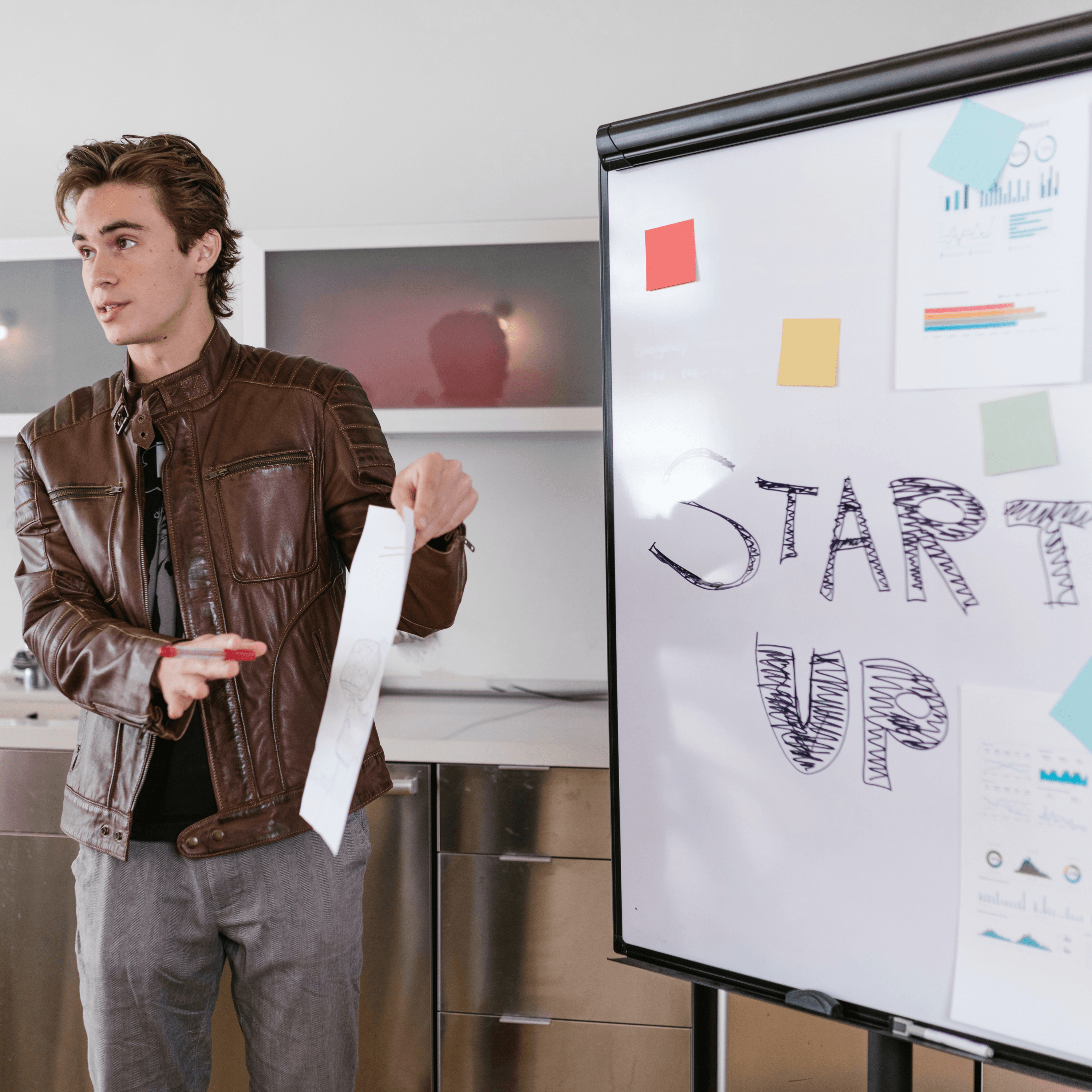 Pitching Your Startup: Effective Strategies for Communicating with Investors